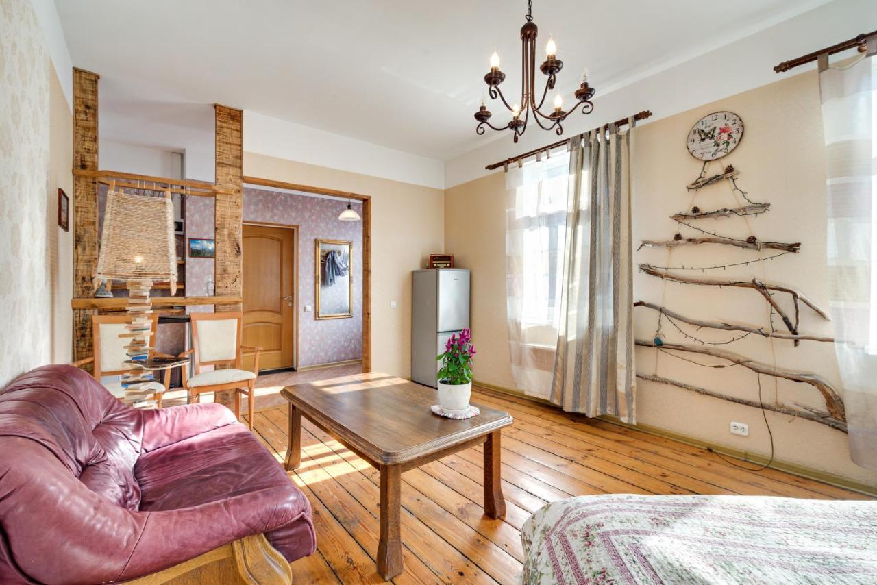 Toma Street Apartments لييبايا المظهر الخارجي الصورة